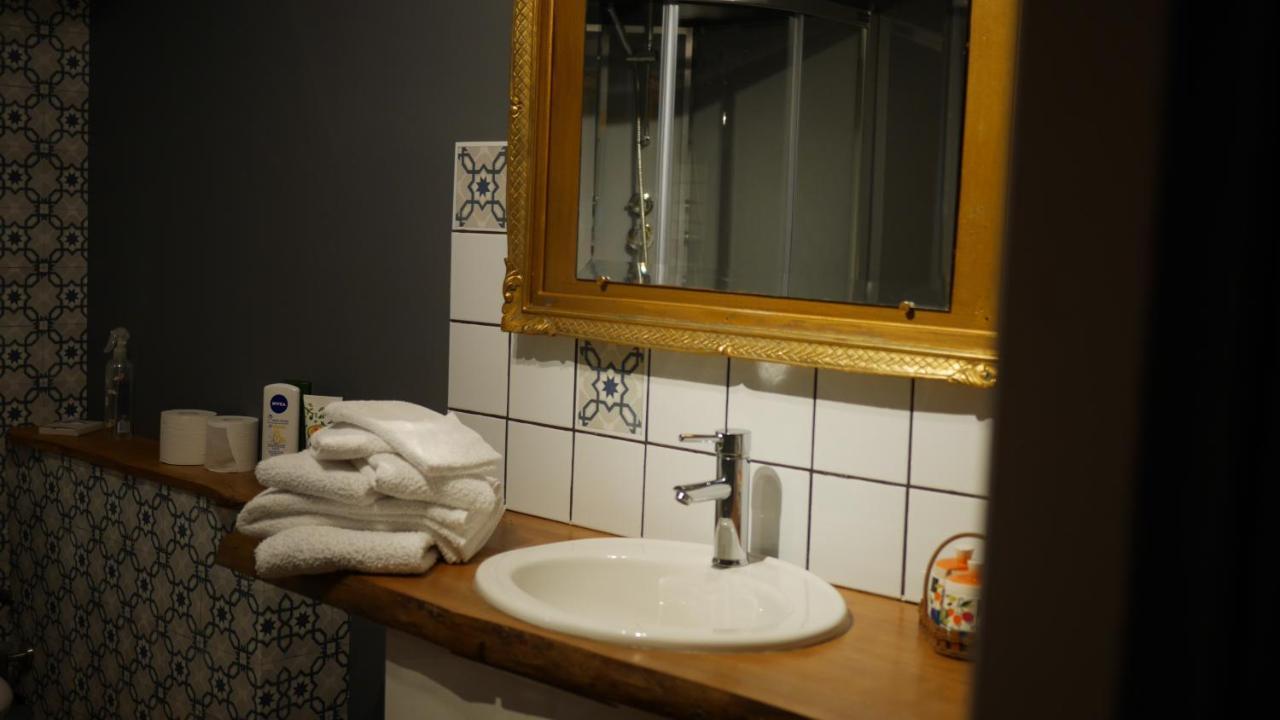 Au Coeur De Fontaine Appartement Buitenkant foto